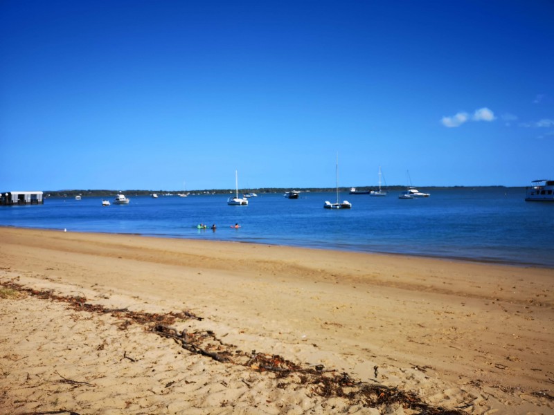 8 Merindah, Coochiemudlo Island QLD 4184