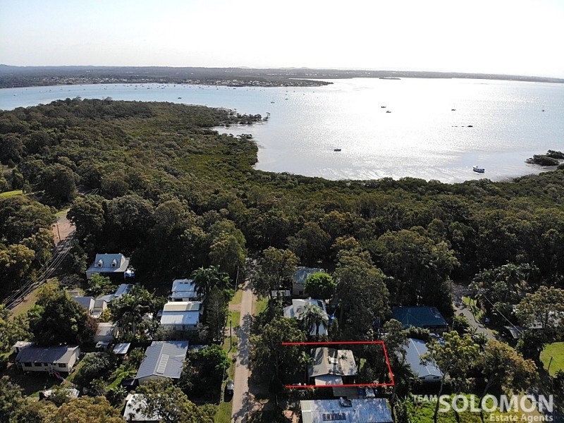 6 Mareela Street, Coochiemudlo Island QLD 4184