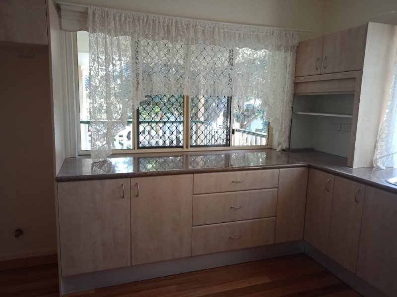 4 Mooroondu Street, Coochiemudlo Island QLD 4184