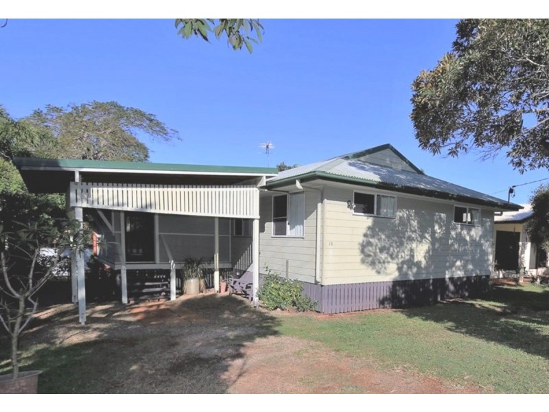 15 Kingfisher Street, Coochiemudlo Island QLD 4184