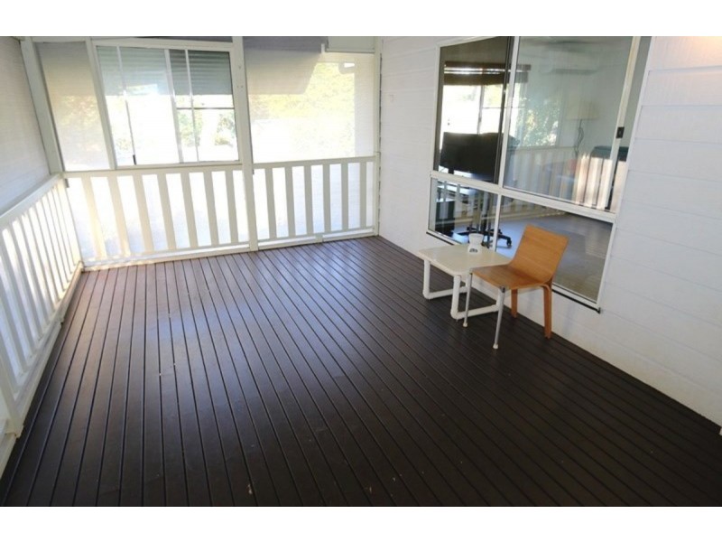 15 Kingfisher Street, Coochiemudlo Island QLD 4184