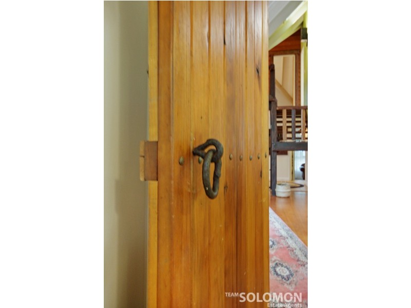 21 Aminya Street, Coochiemudlo Island QLD 4184