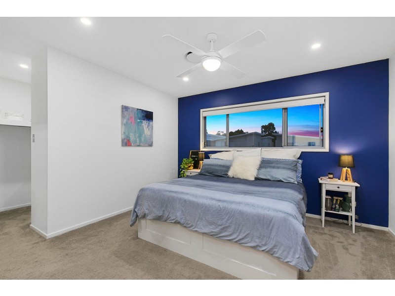 12 Water Street, Cleveland QLD 4163