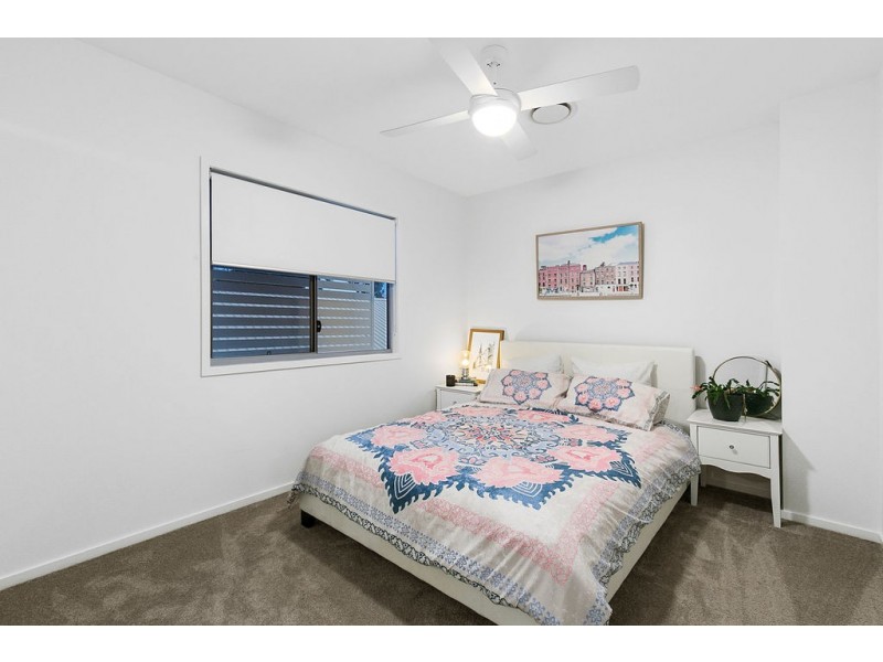 12 Water Street, Cleveland QLD 4163