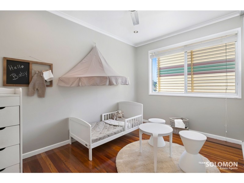 16 Leyton Street, Birkdale QLD 4159