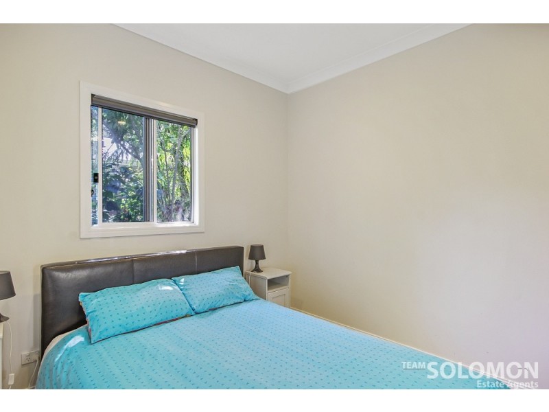 1 Moonah Street, Coochiemudlo Island QLD 4184