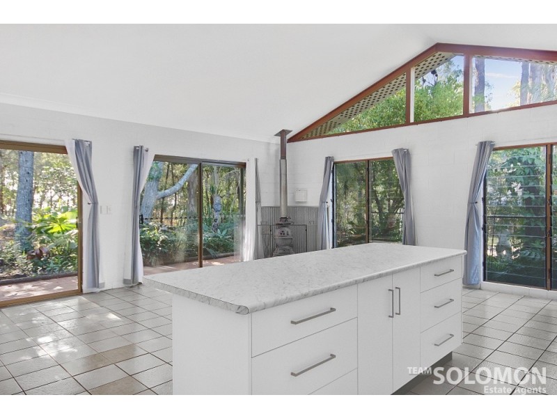 3 Mareela Street, Coochiemudlo Island QLD 4184