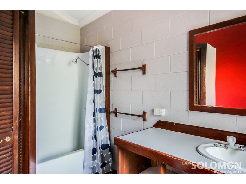 3 Mareela Street, Coochiemudlo Island QLD 4184