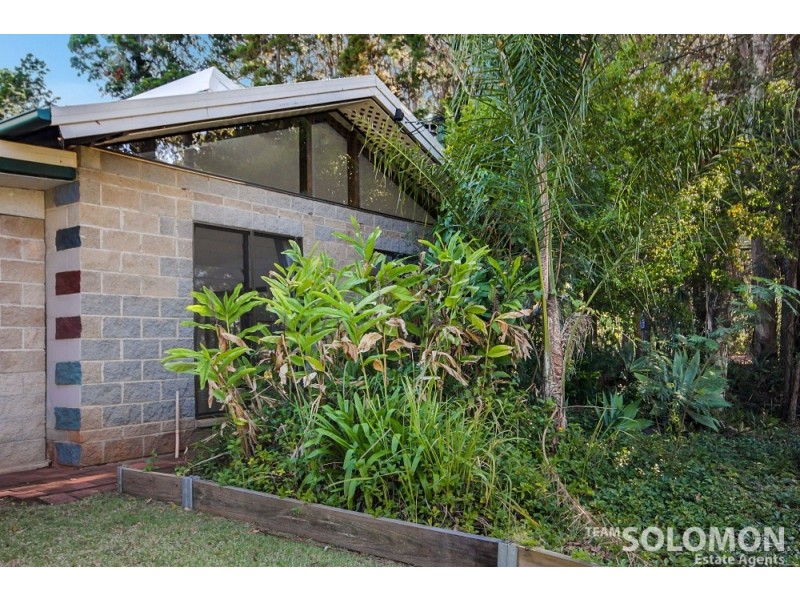 3 Mareela Street, Coochiemudlo Island QLD 4184