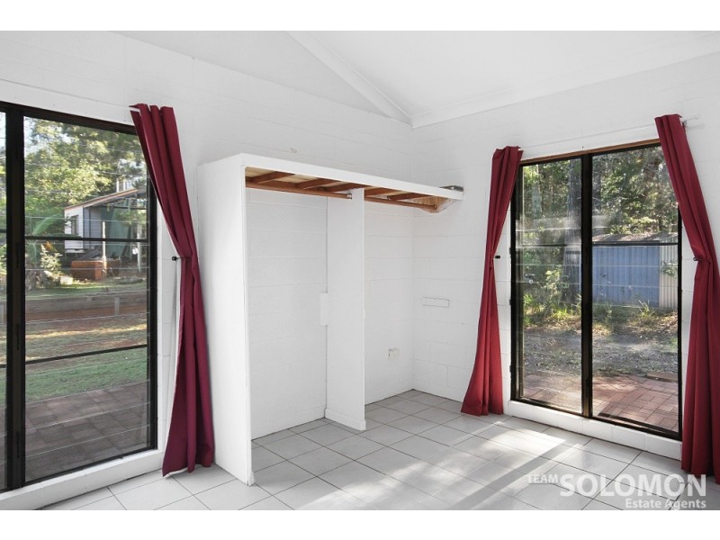 3 Mareela Street, Coochiemudlo Island QLD 4184