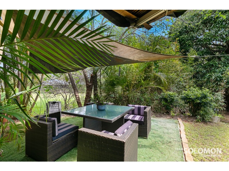 15 Wondall Road, Wynnum West QLD 4178
