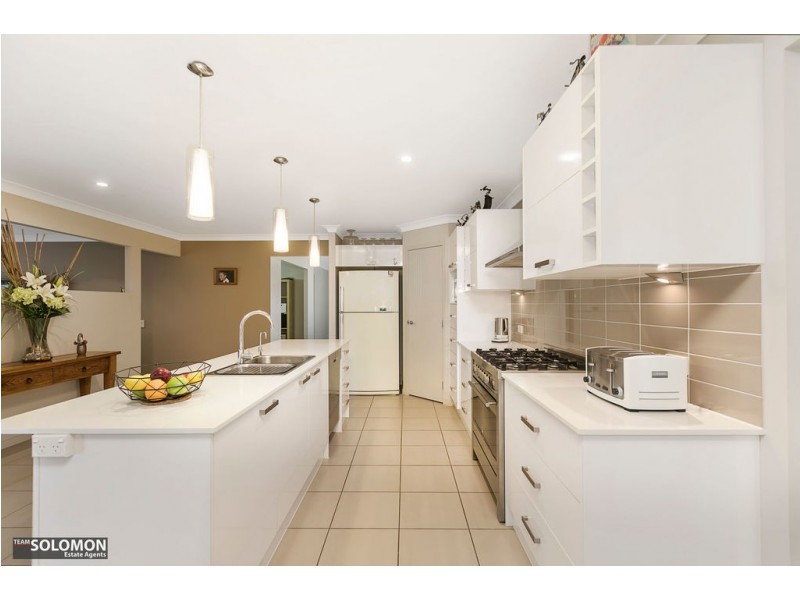 13 Macleay Place, Thornlands QLD 4164