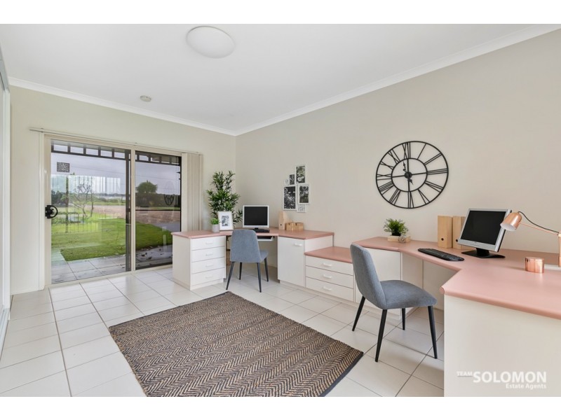 88 Heinemann Road, Redland Bay QLD 4165