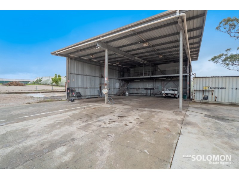 88 Heinemann Road, Redland Bay QLD 4165