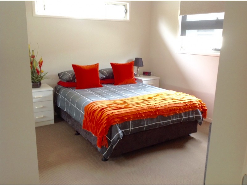2/18 Bainbridge Street, Ormiston QLD 4160