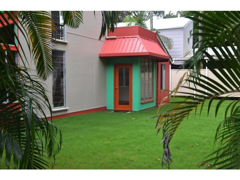 3 Innes Street, Coochiemudlo Island QLD 4184