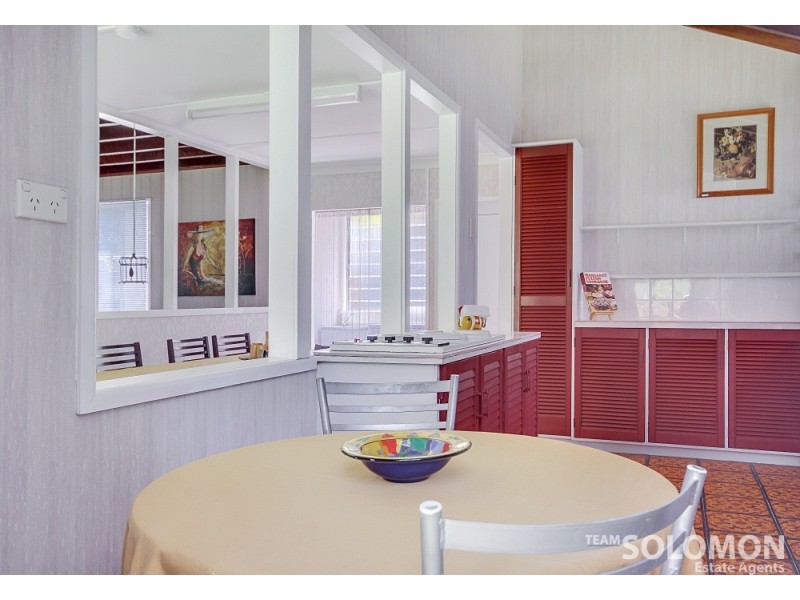 3 Innes Street, Coochiemudlo Island QLD 4184