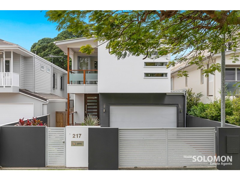 217 Main Road, Wellington Point QLD 4160