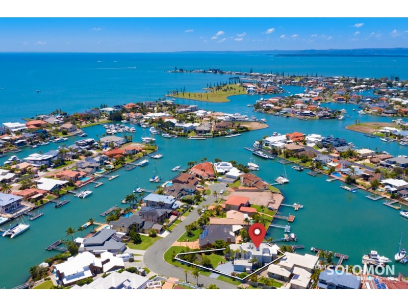 8 Captains Court, Raby Bay QLD 4163