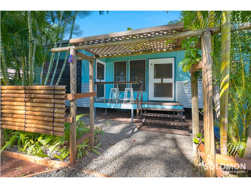 4 Aminya Street, Coochiemudlo Island QLD 4184