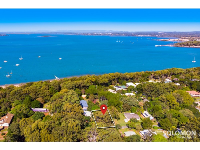 4 Aminya Street, Coochiemudlo Island QLD 4184