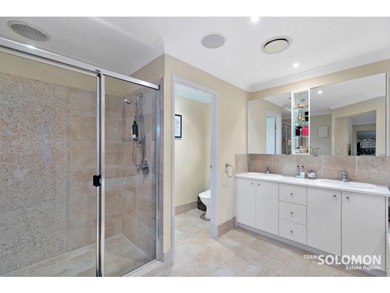 3 Themeda Court, Victoria Point QLD 4165