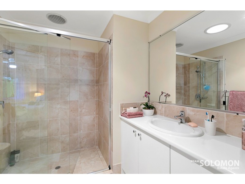 3 Themeda Court, Victoria Point QLD 4165
