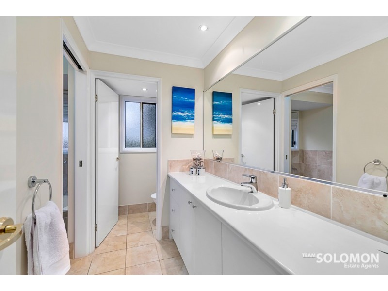 3 Themeda Court, Victoria Point QLD 4165