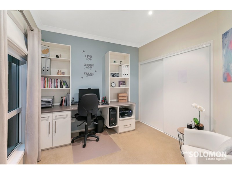 3 Themeda Court, Victoria Point QLD 4165