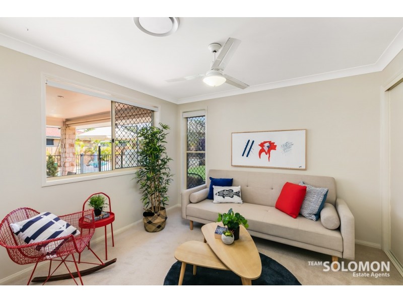 4 Hurst Close, Wellington Point QLD 4160