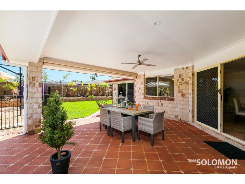 4 Hurst Close, Wellington Point QLD 4160