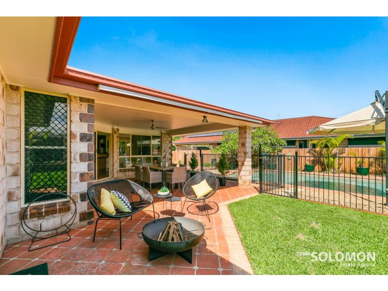 4 Hurst Close, Wellington Point QLD 4160