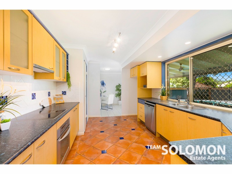 4 Caledonian Crescent, Alexandra Hills QLD 4161