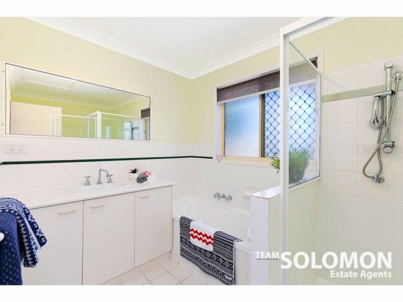 4 Caledonian Crescent, Alexandra Hills QLD 4161