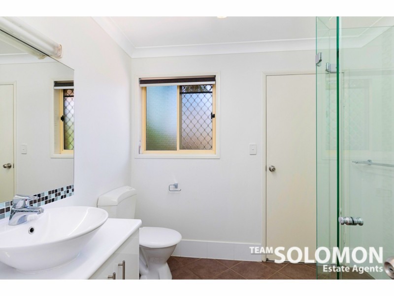 4 Caledonian Crescent, Alexandra Hills QLD 4161