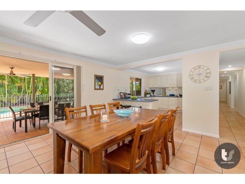 15 Burbank Road, Birkdale QLD 4159