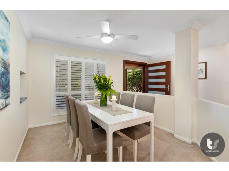 15 Burbank Road, Birkdale QLD 4159