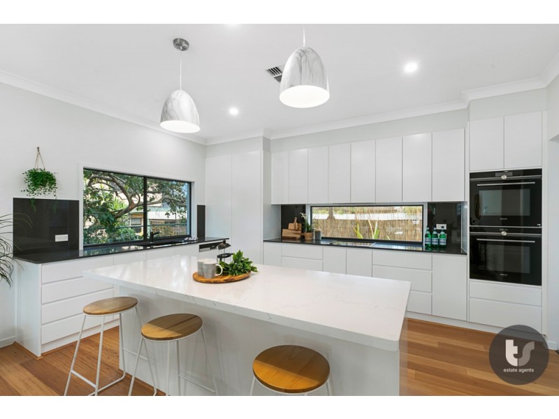 10 Sturgeon Street, Ormiston QLD 4160