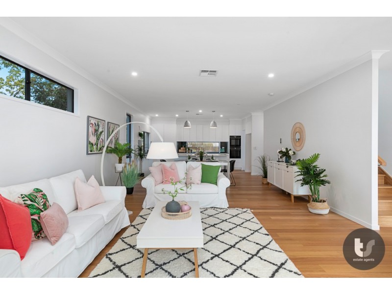 10 Sturgeon Street, Ormiston QLD 4160