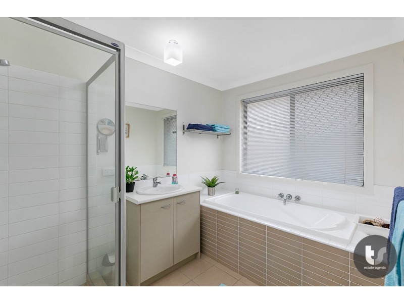 5 Duchess Place, Cleveland QLD 4163