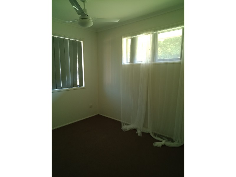 24 Kingfisher Street, Coochiemudlo Island QLD 4184