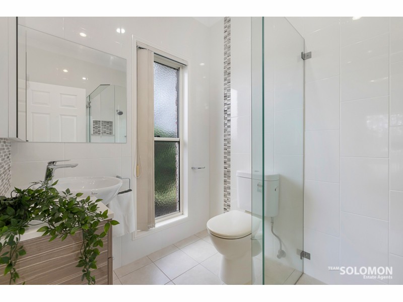 88 Heinemann Road, Redland Bay QLD 4165