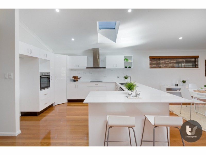 18 Cross Lane, Cleveland QLD 4163