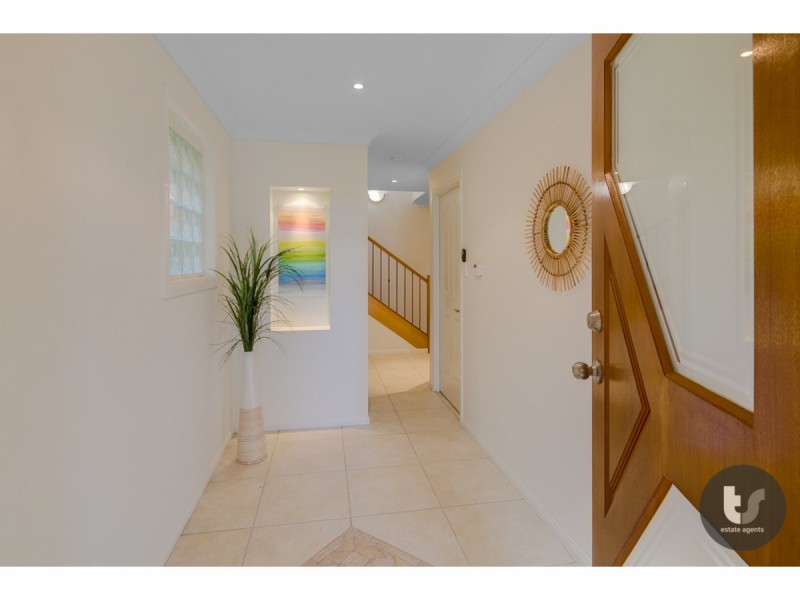 18 Cross Lane, Cleveland QLD 4163