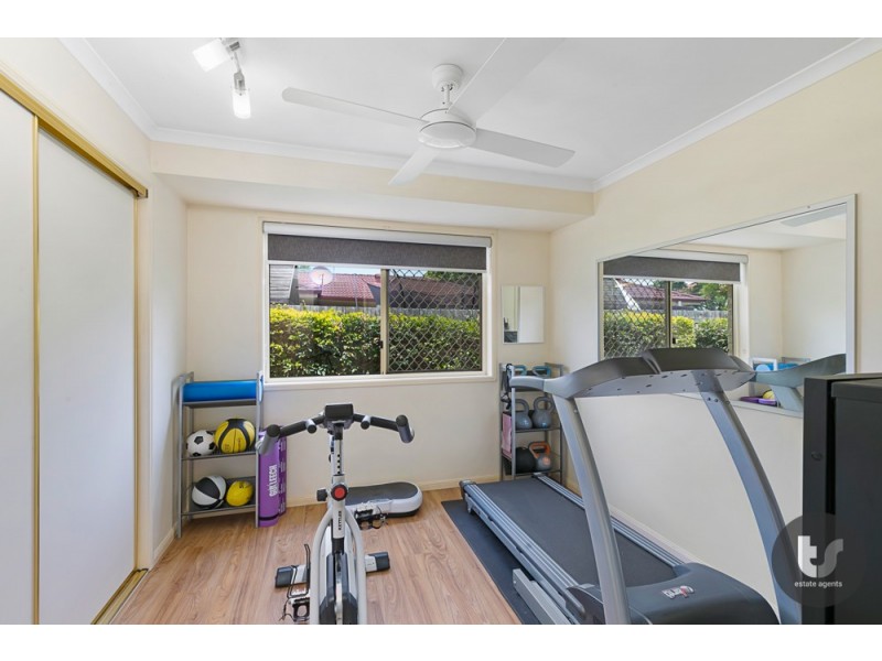 6 Lemongrove Road, Birkdale QLD 4159
