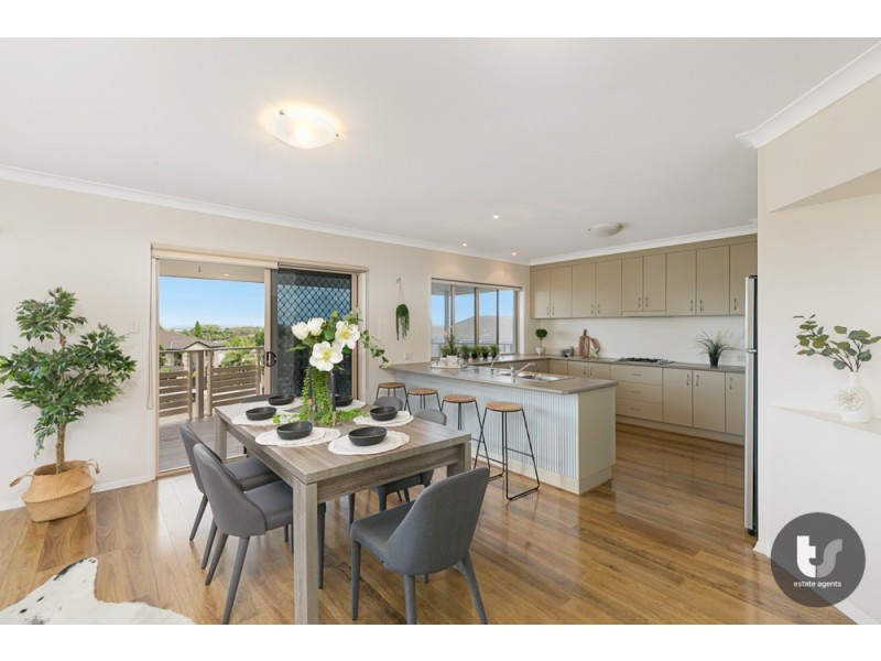 7 Nevis Court, Redland Bay QLD 4165