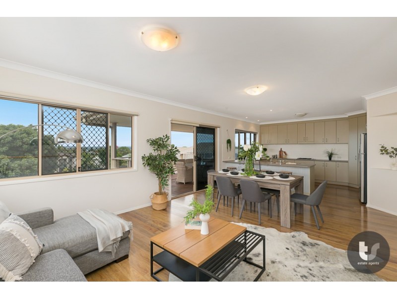 7 Nevis Court, Redland Bay QLD 4165