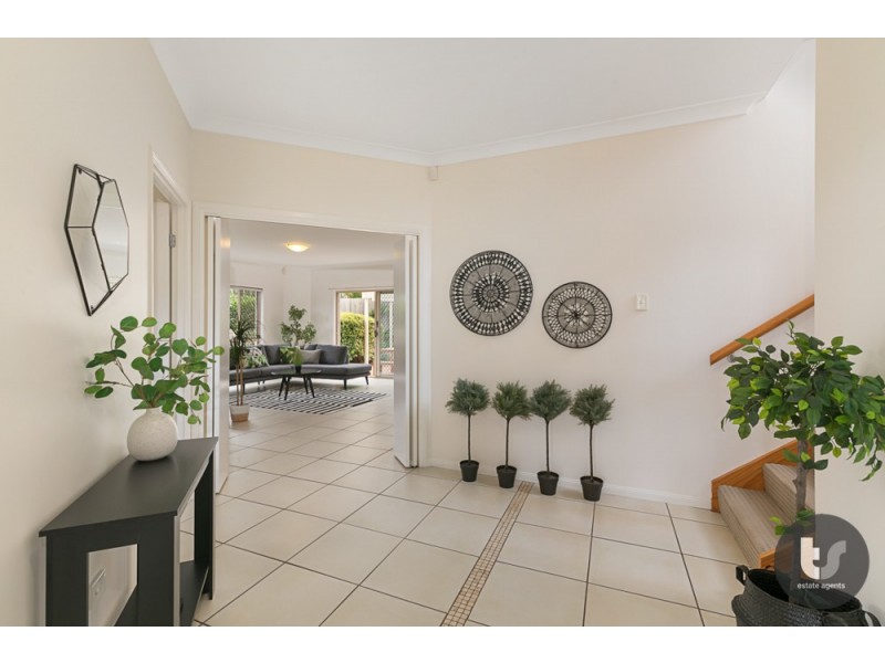 7 Nevis Court, Redland Bay QLD 4165