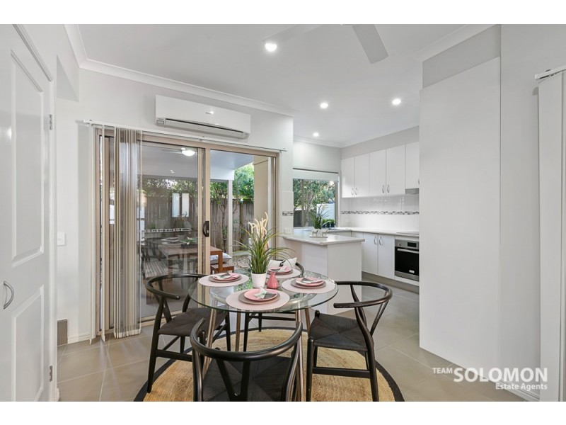 2/24 Dansie Street, Greenslopes QLD 4120