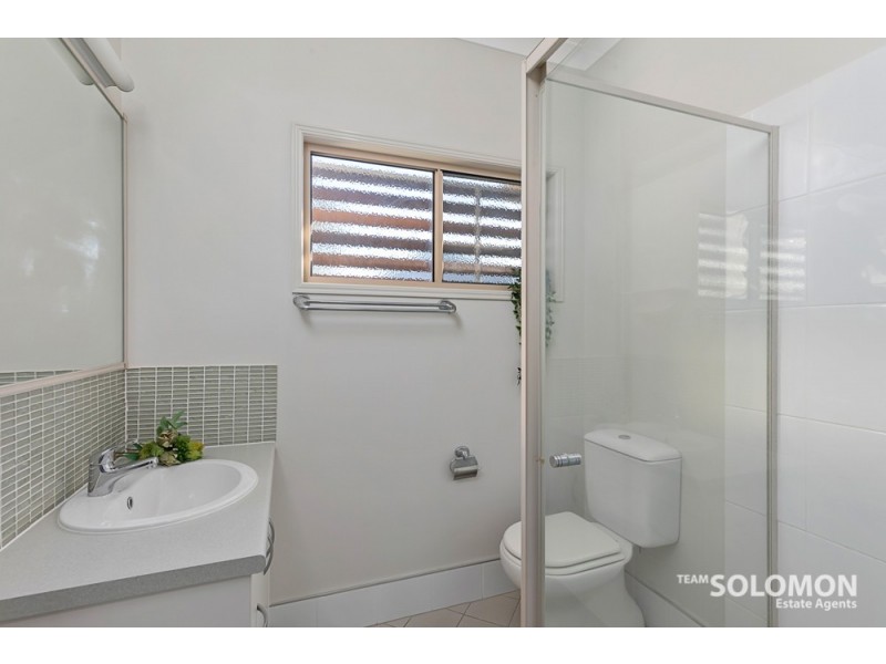 2/24 Dansie Street, Greenslopes QLD 4120